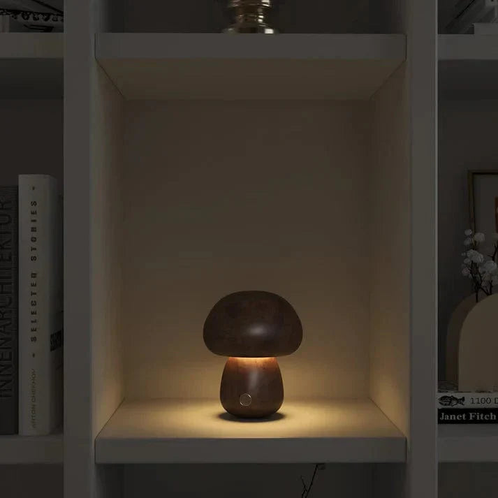 Fungus-lamp van natuurlijk hout