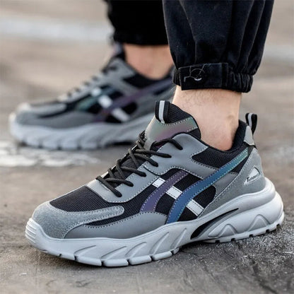 Chaussures de sécurité à semelle résistante à la pénétration gris