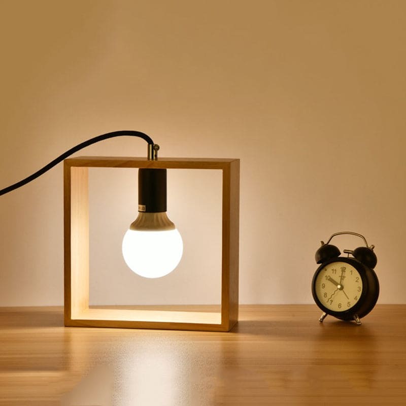 Lampe de table élégante en bois naturel