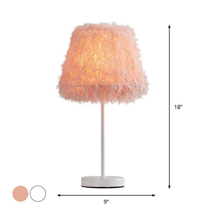 Lampe de table LED moderne à poser