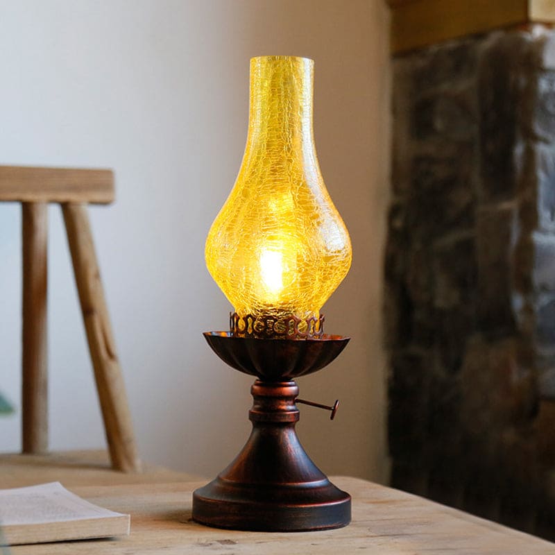 Lampe de table rétro à abat-jour en verre style kérosène