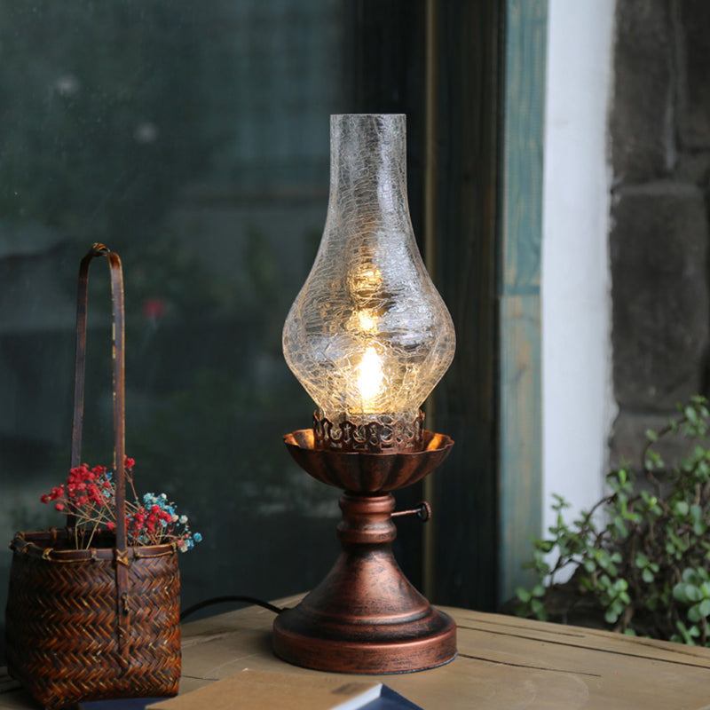 Lampe de table rétro à abat-jour en verre style kérosène