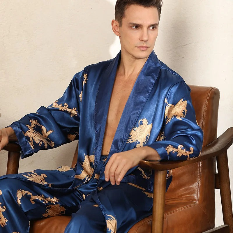 Robe élégante en soie fluide