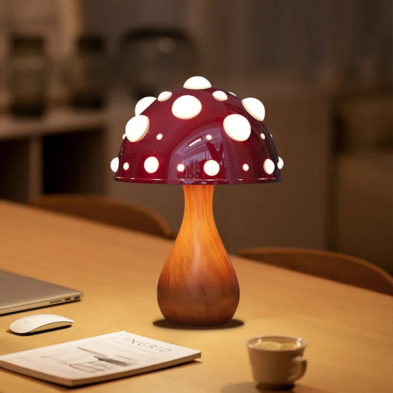 Lampe décorative en forme de champignon amanite
