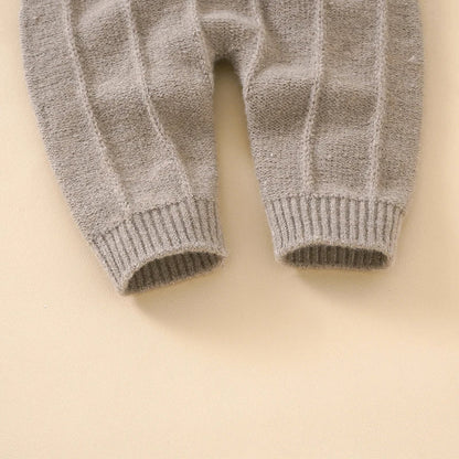 Ensemble bébé en coton doux avec bonnet assorti