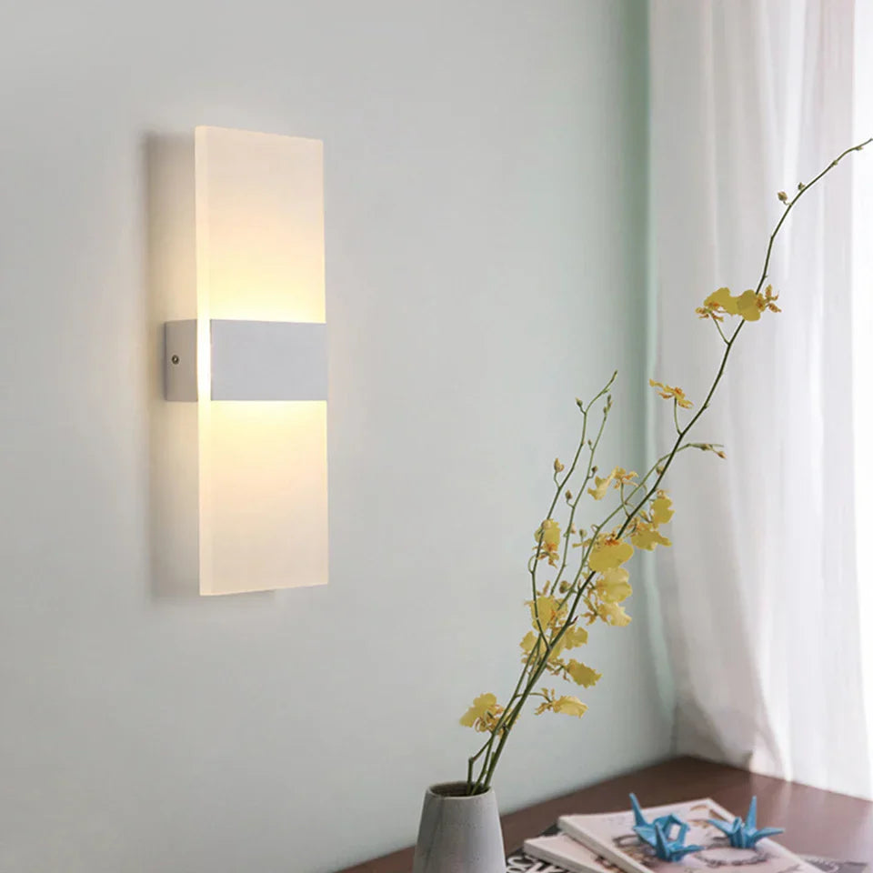 Elegante oplaadbare LED-wandlamp