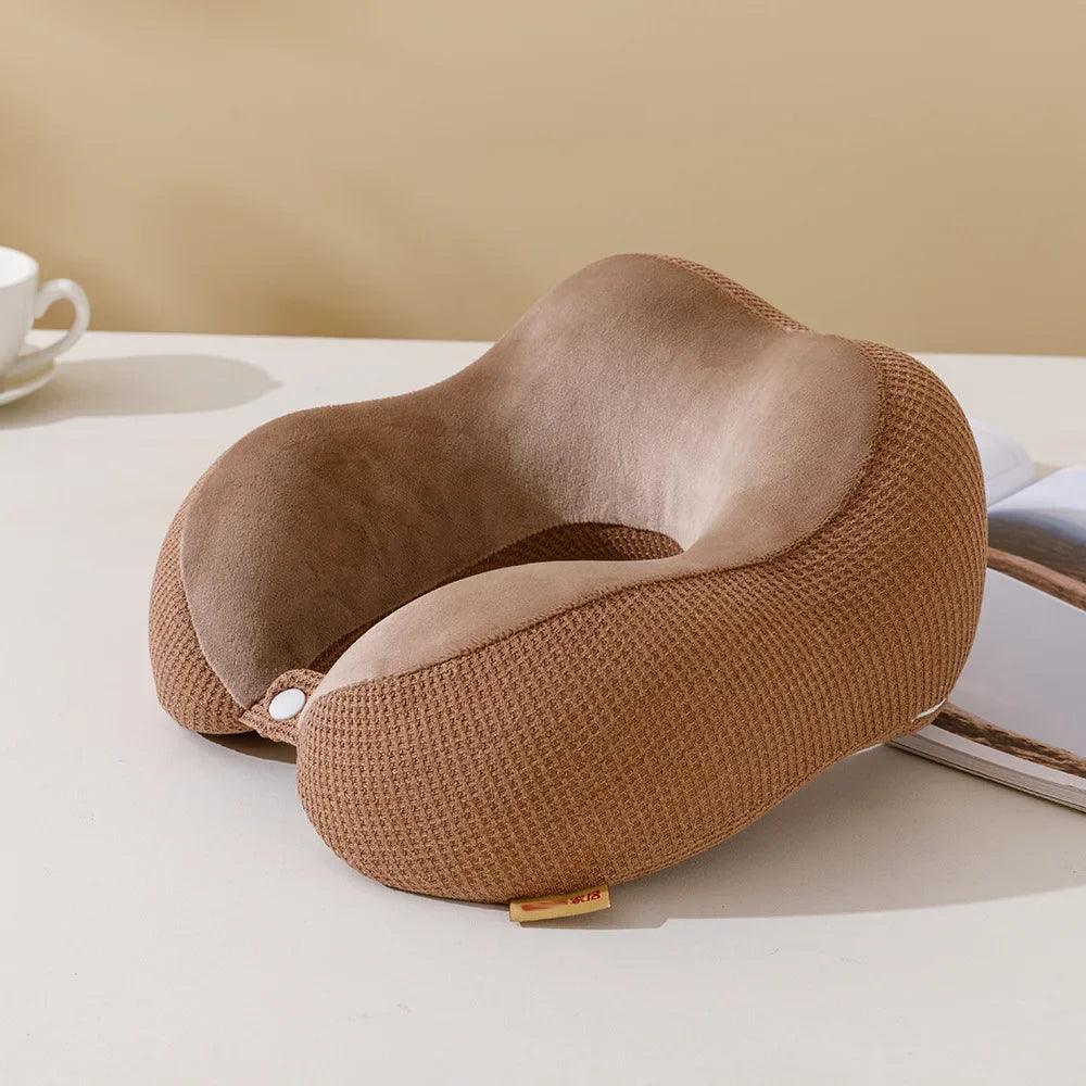Comfortabel nekkussen voor op reis