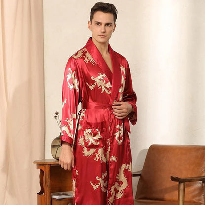 Robe élégante en soie fluide