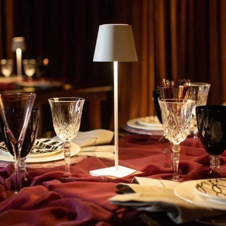 Lampe de table rechargeable sans fil à LED