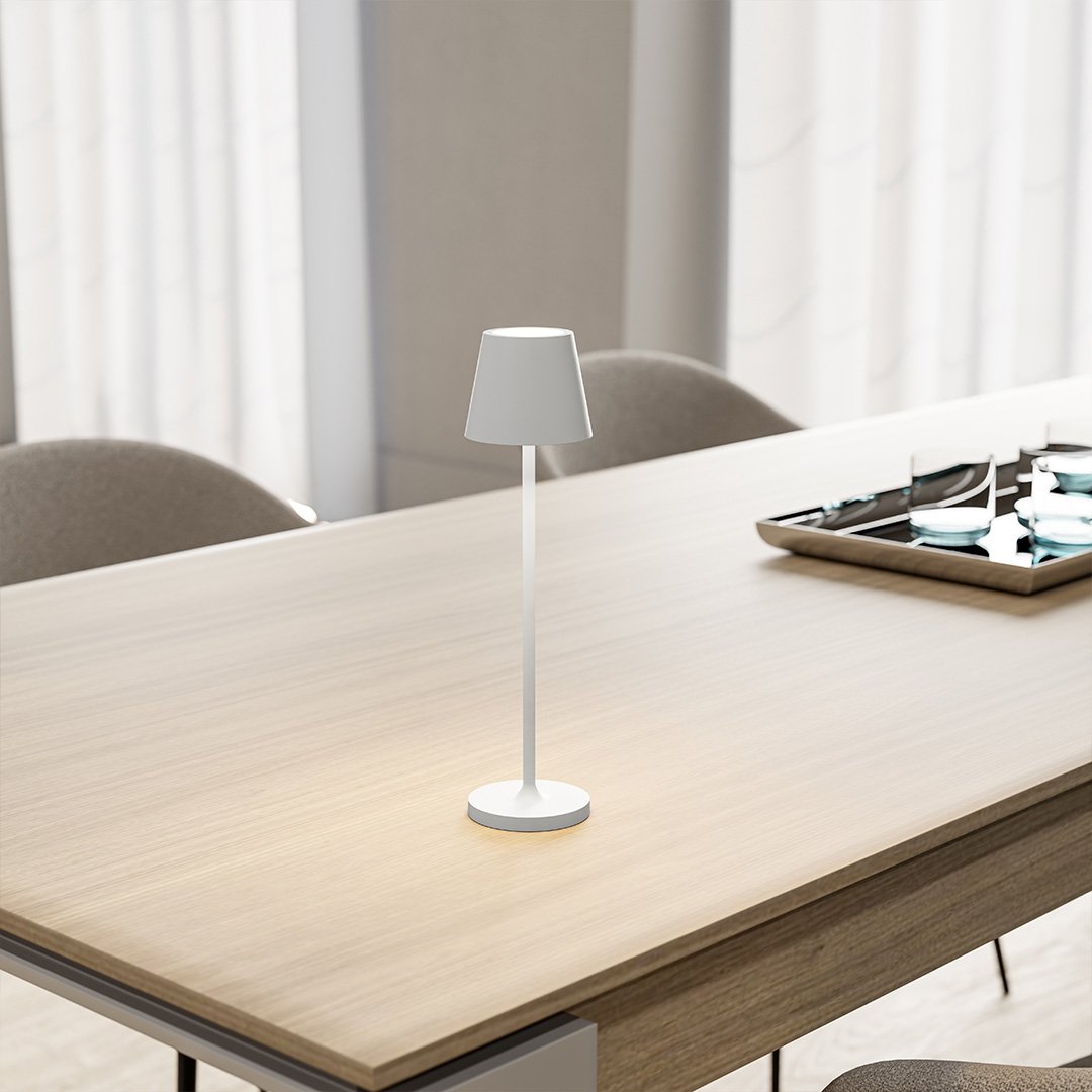 Compacte LED-lamp met touchscreen en lange levensduur
