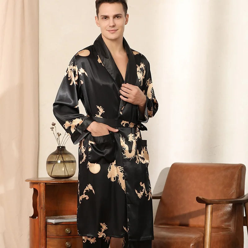 Robe élégante en soie fluide