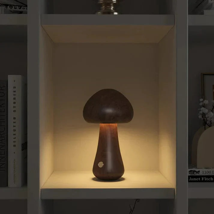 Fungus-lamp van natuurlijk hout