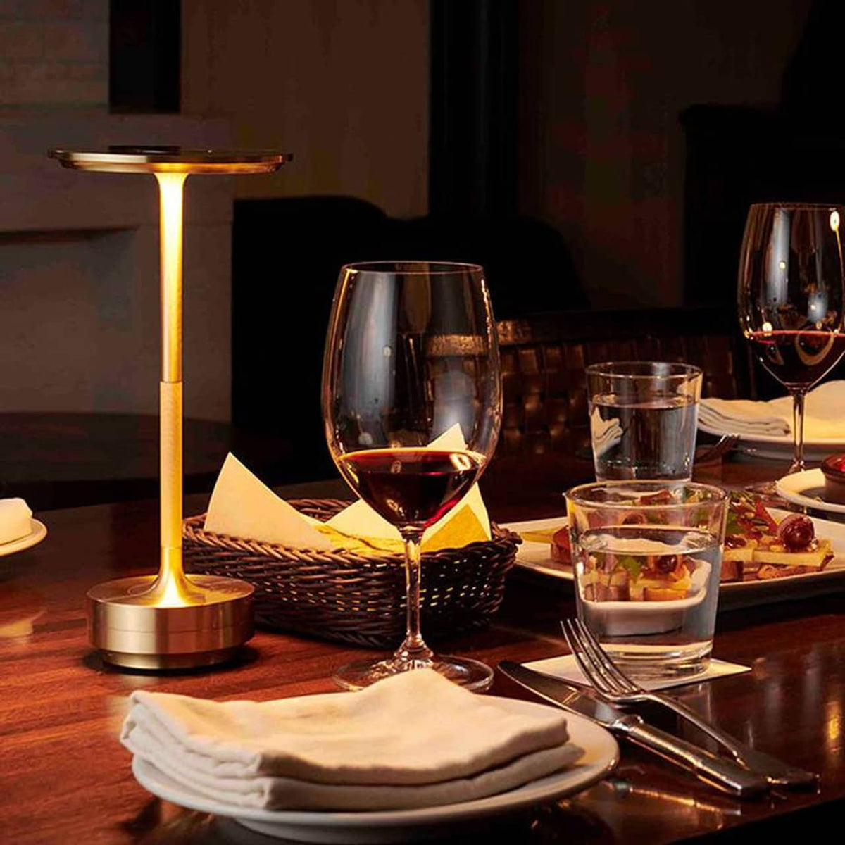 Lampe de table sans fil à intensité réglable portable